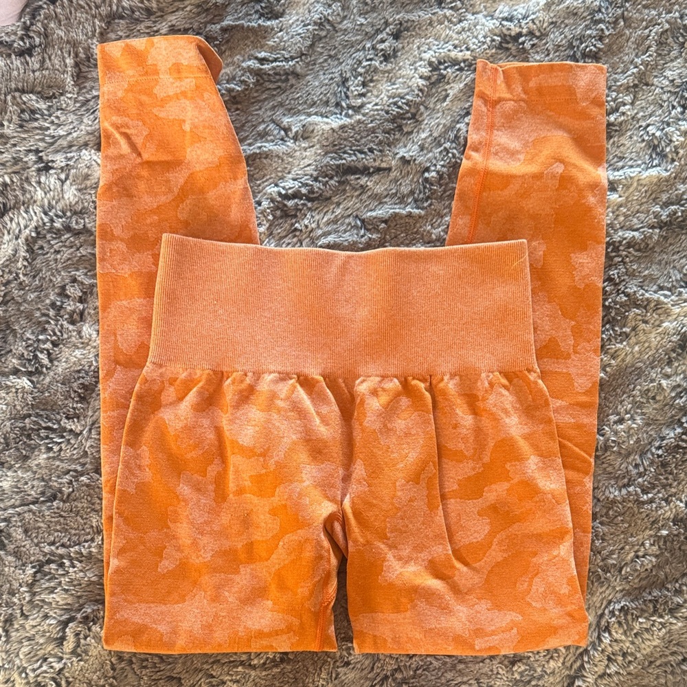 NVGTN Orange Camouflage Leggings